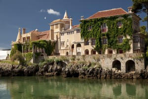 Removal Services to Cascais